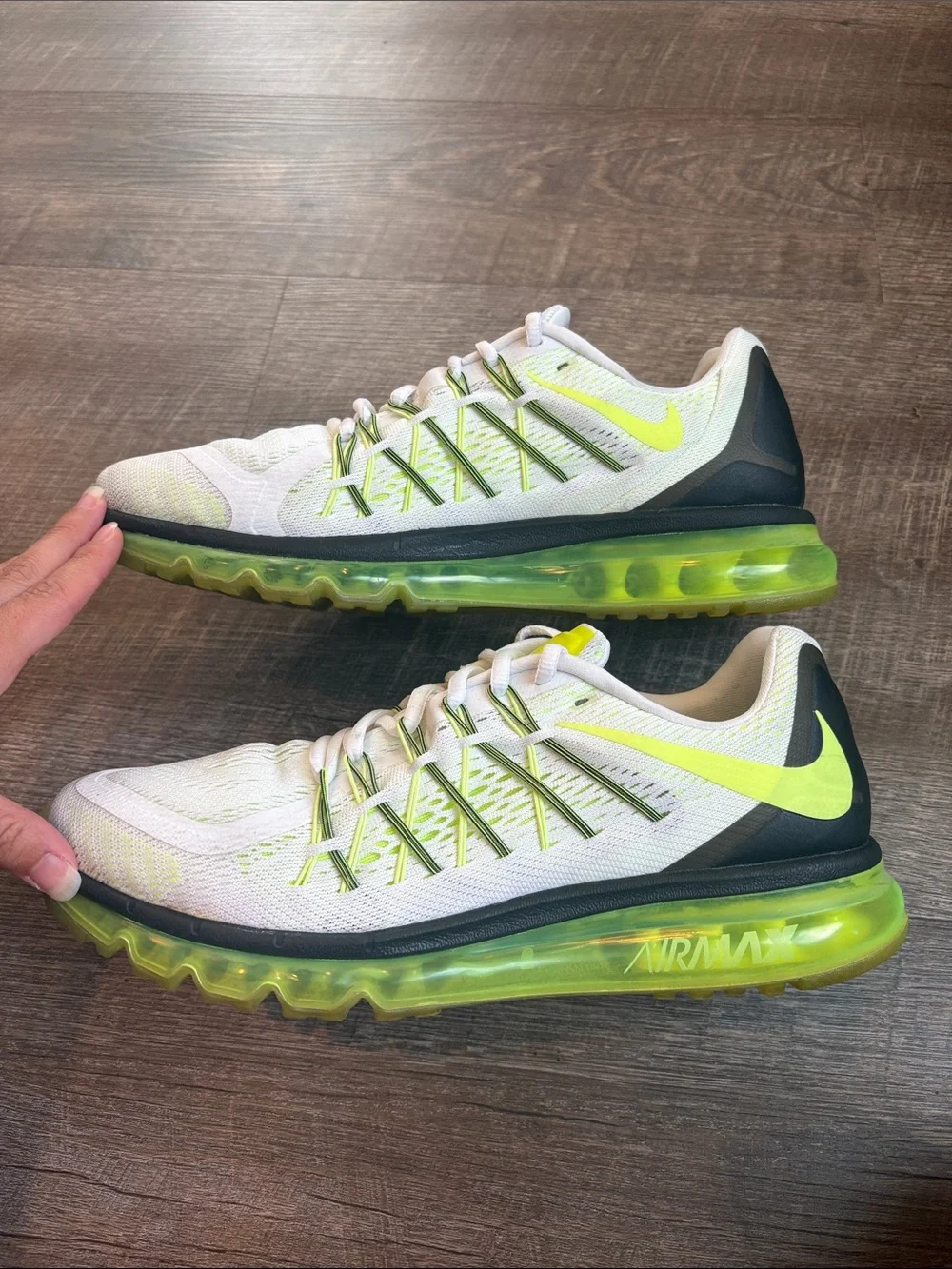 Nike Air Max Running Shoes Men’s 11 White Volt Sneakers 698902-107